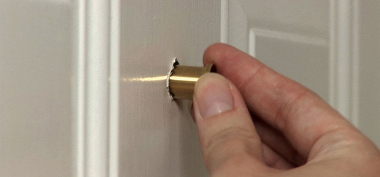 peephole door repair in South Miami Heights